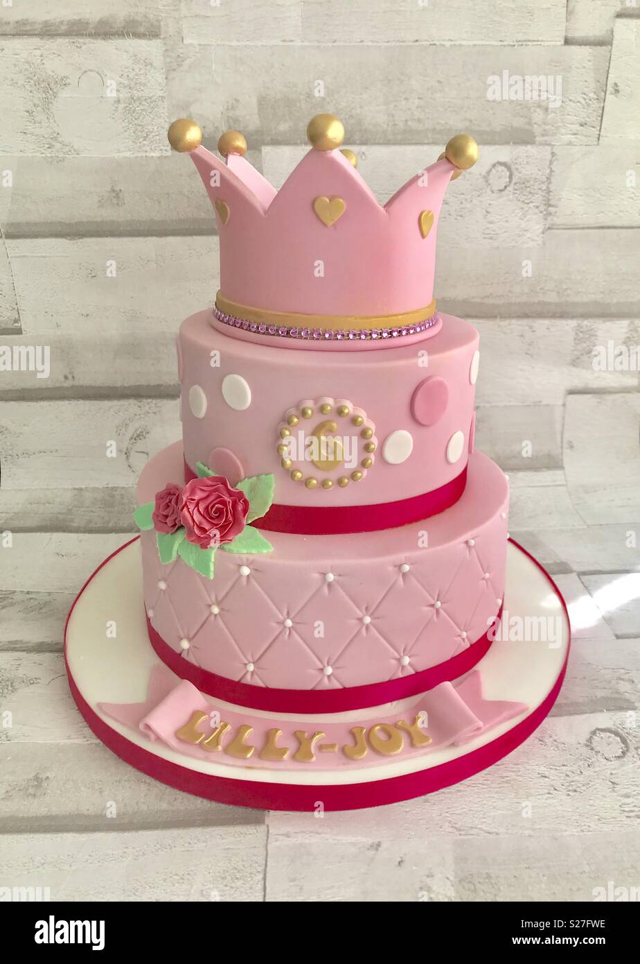 A cake fit for a princess Stock Photo - Alamy