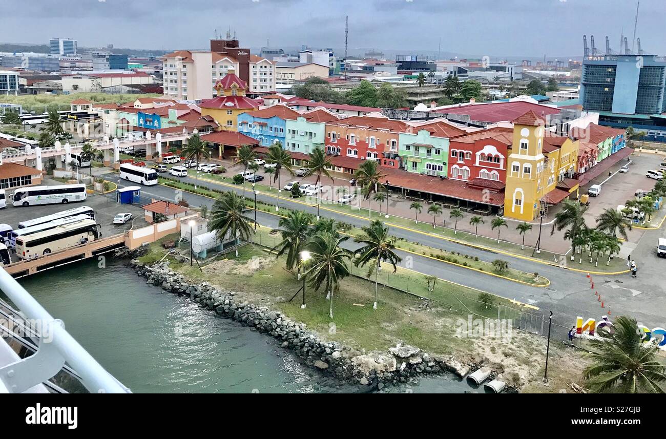 Colon panama port hi-res stock photography and images - Alamy