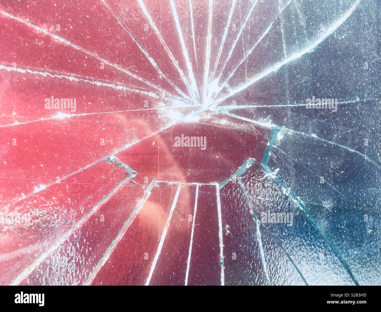 Crack lines hires stock photography and images Alamy