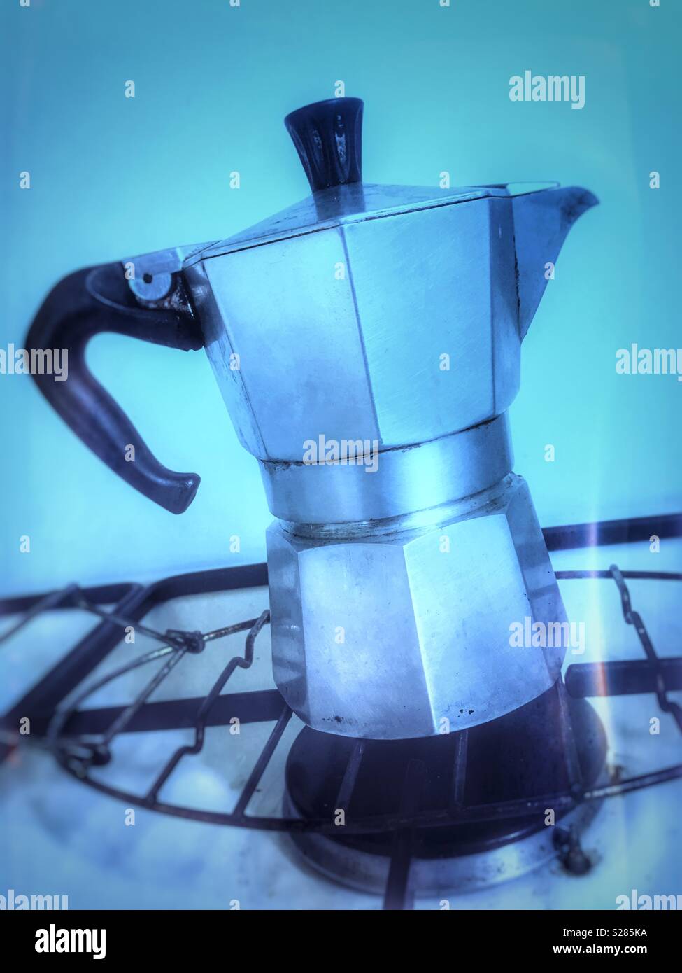 How To Use Italian Coffee Percolator At Alma Weathersby Blog