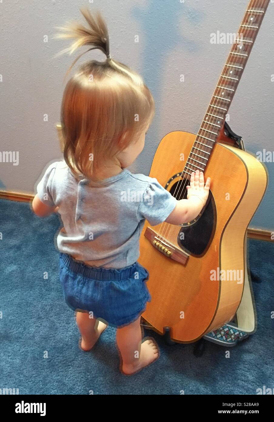 toddler acoustic guitar