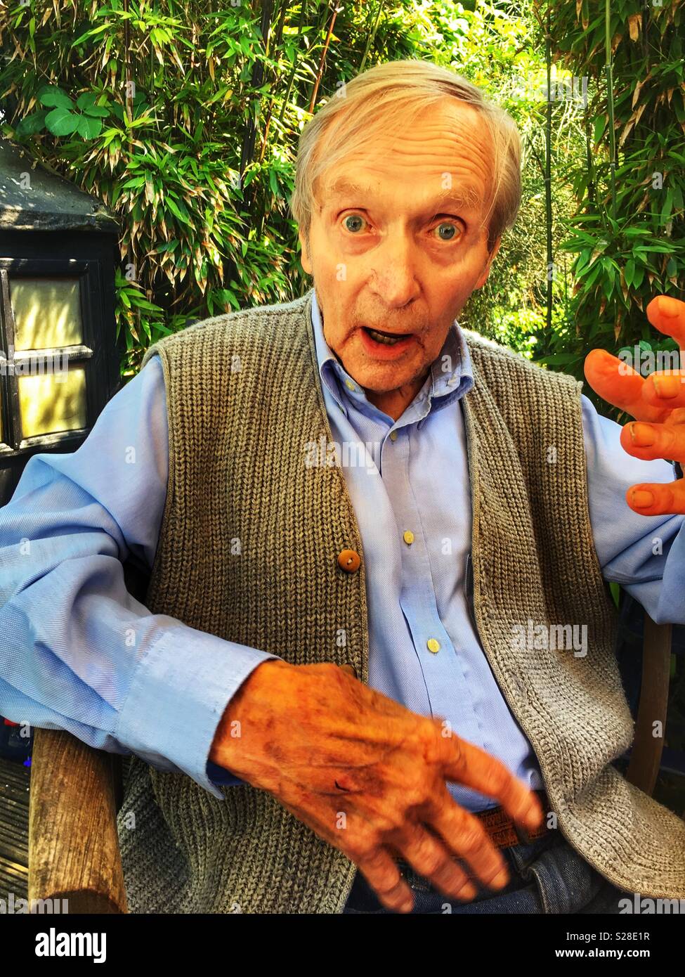 Former light entertainer Len Kentish who performed under the name The Kenny Twins with his brother during the 1940 and 50’s. - Smartphone Captured Stock Image