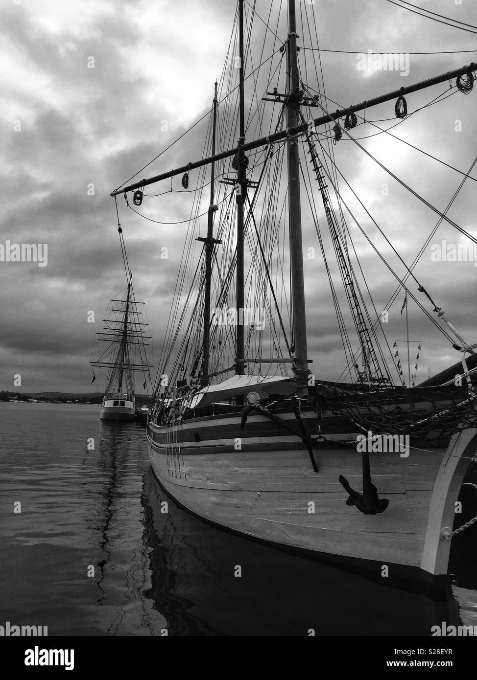 Sails boats Black and White Stock Photos & Images - Alamy