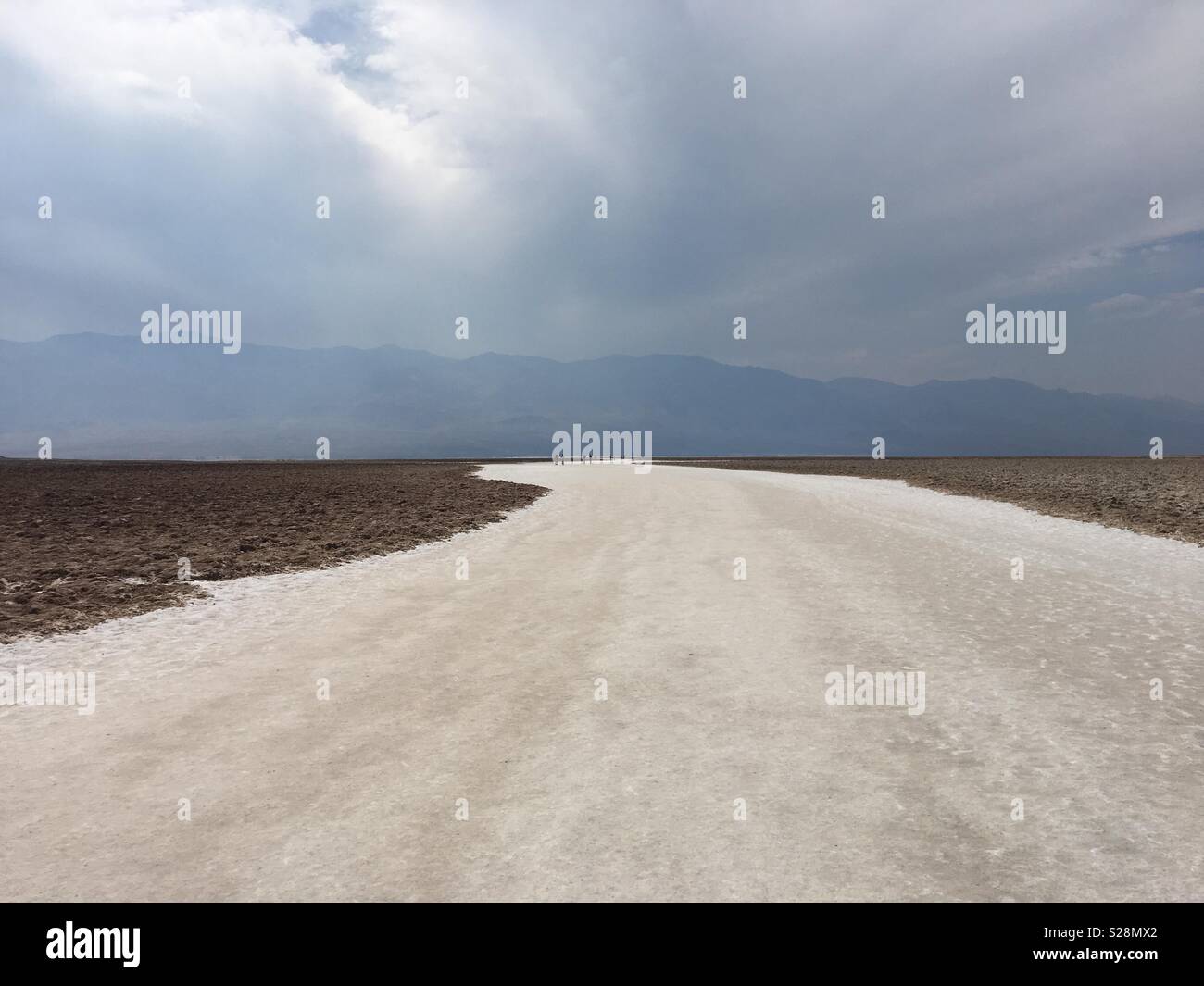 Death valley salt flats hi-res stock photography and images - Alamy