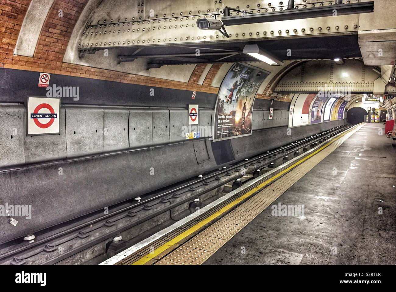 Deserted Covent Garden Tube Station Stock Photo Alamy