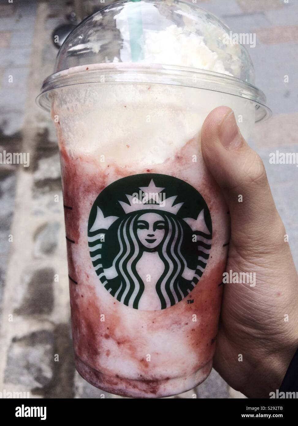 Strawberry and cream frappe Stock Photo Alamy