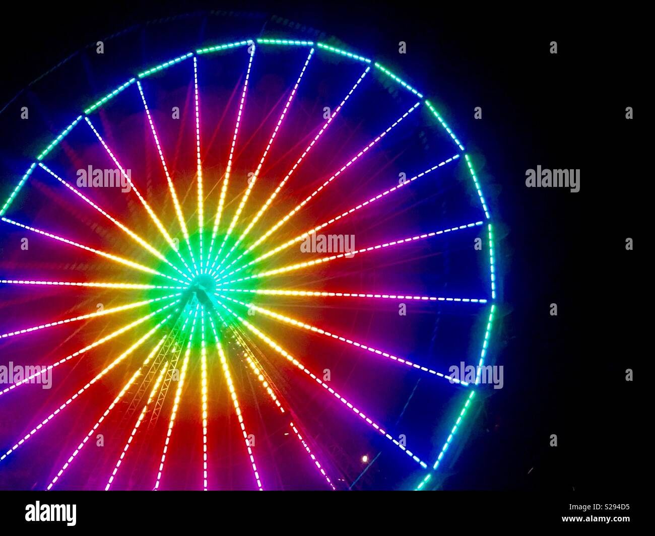 Spinning neon lights hi-res stock photography and images - Alamy
