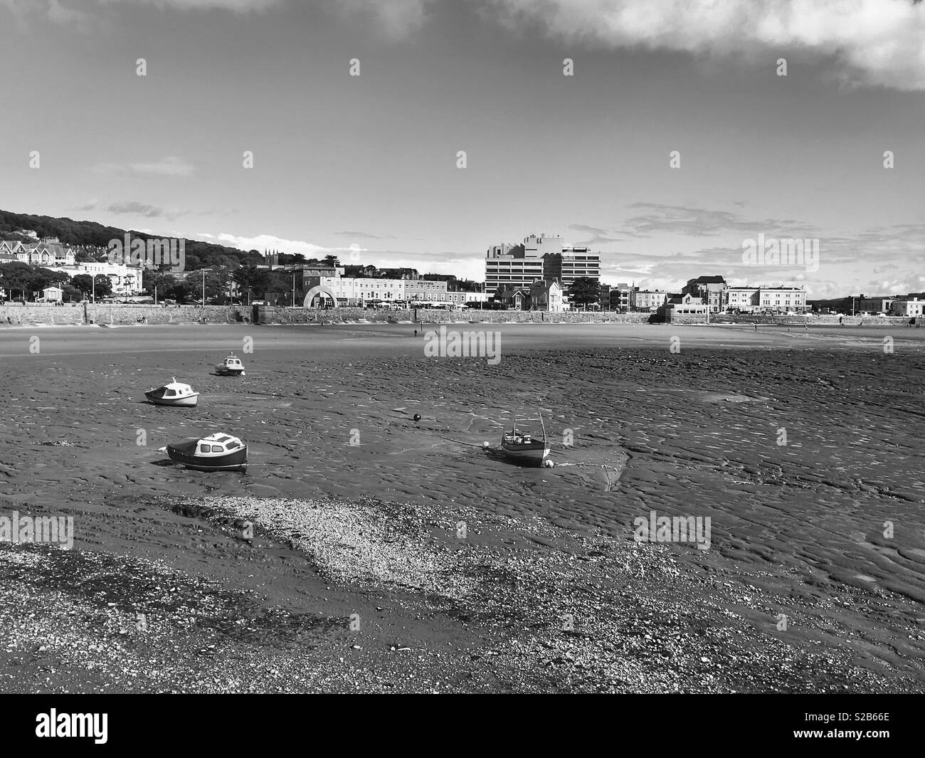 Harbour with low tide Black and White Stock Photos & Images Alamy