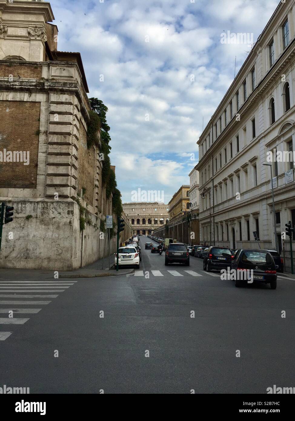 Via Cavour Roma Colosseum street view hi-res stock photography and images - Alamy