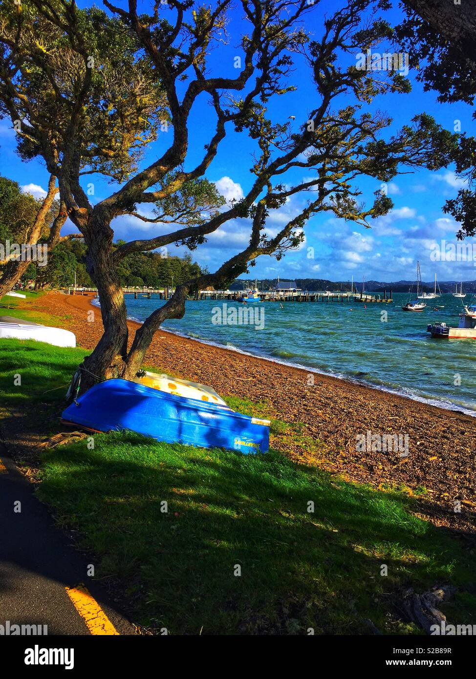 Russell waterfront hires stock photography and images Alamy