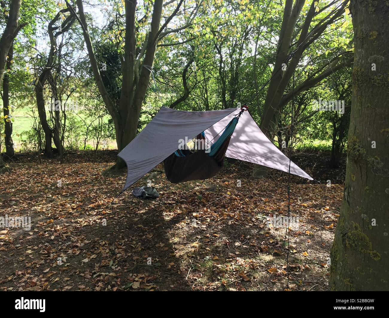 Tarp camping hi-res stock photography and images - Alamy