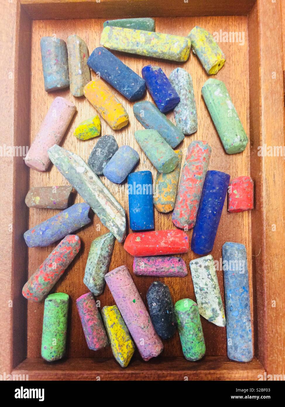 Artists chalk pastels original pastel hi-res stock photography and images -  Alamy