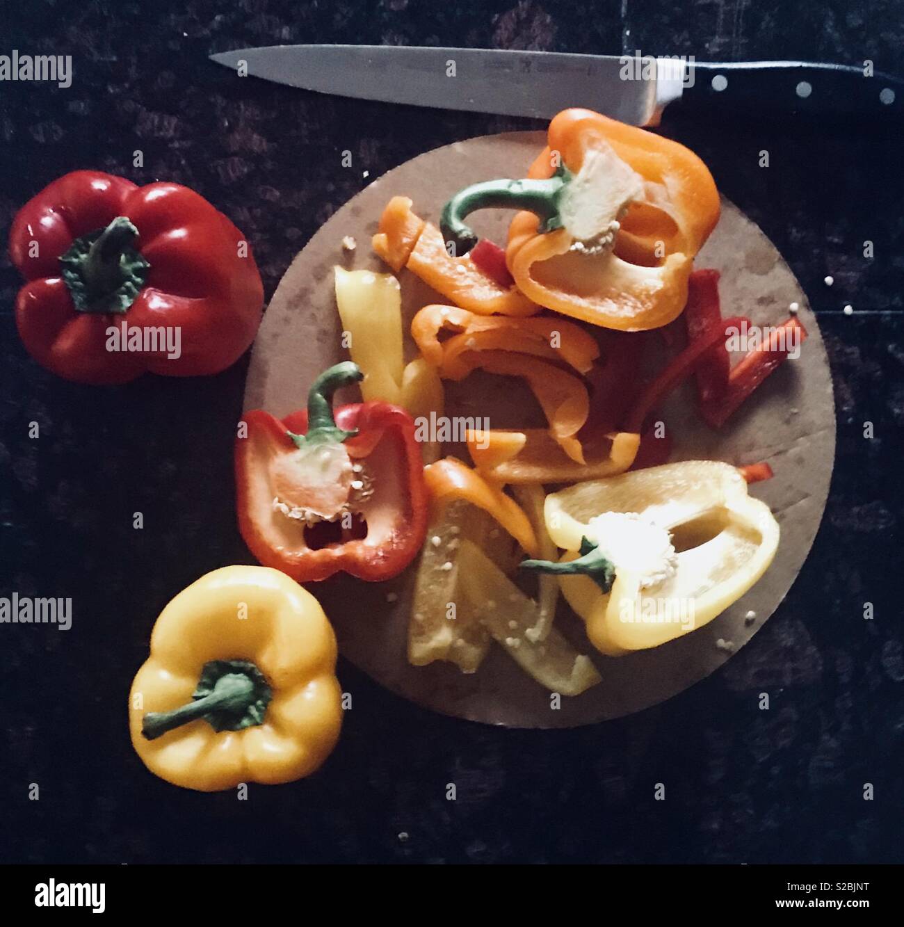Red orange yellow green peppers hi-res stock photography and images - Alamy