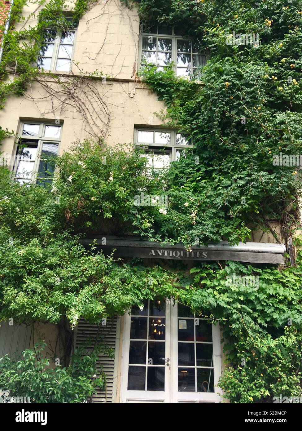 Real estate brussels hires stock photography and images Alamy