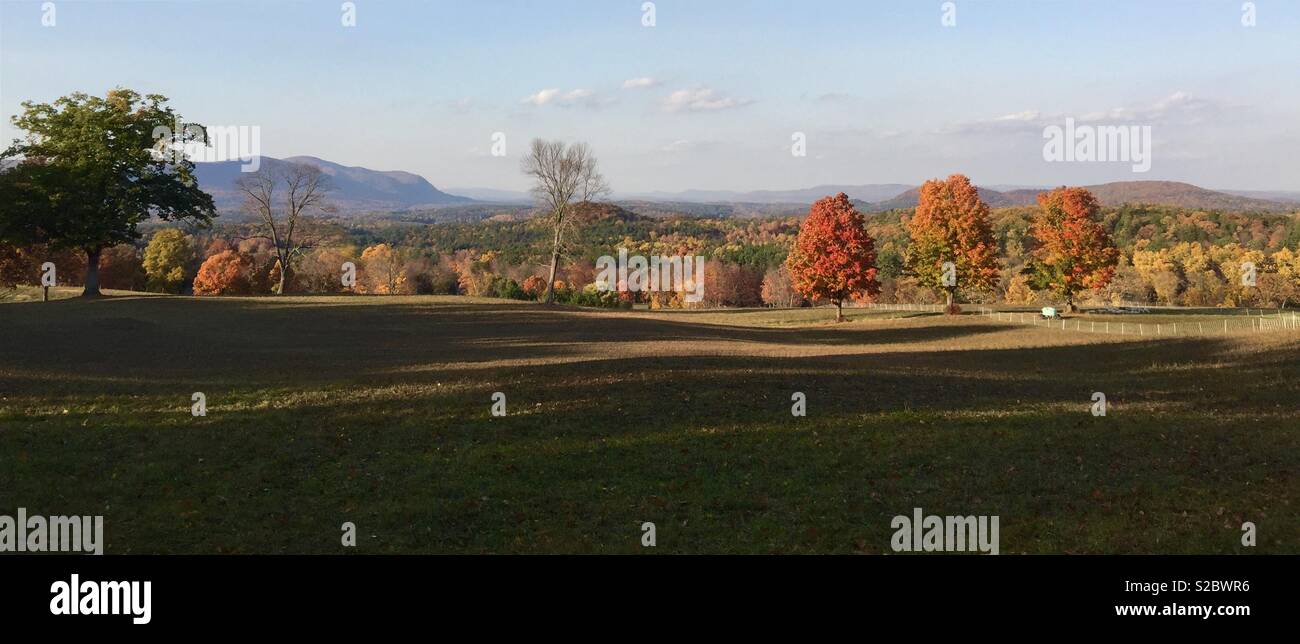 Fall panorama, looking to Berkshire hills, Western Mass Stock Photo Alamy