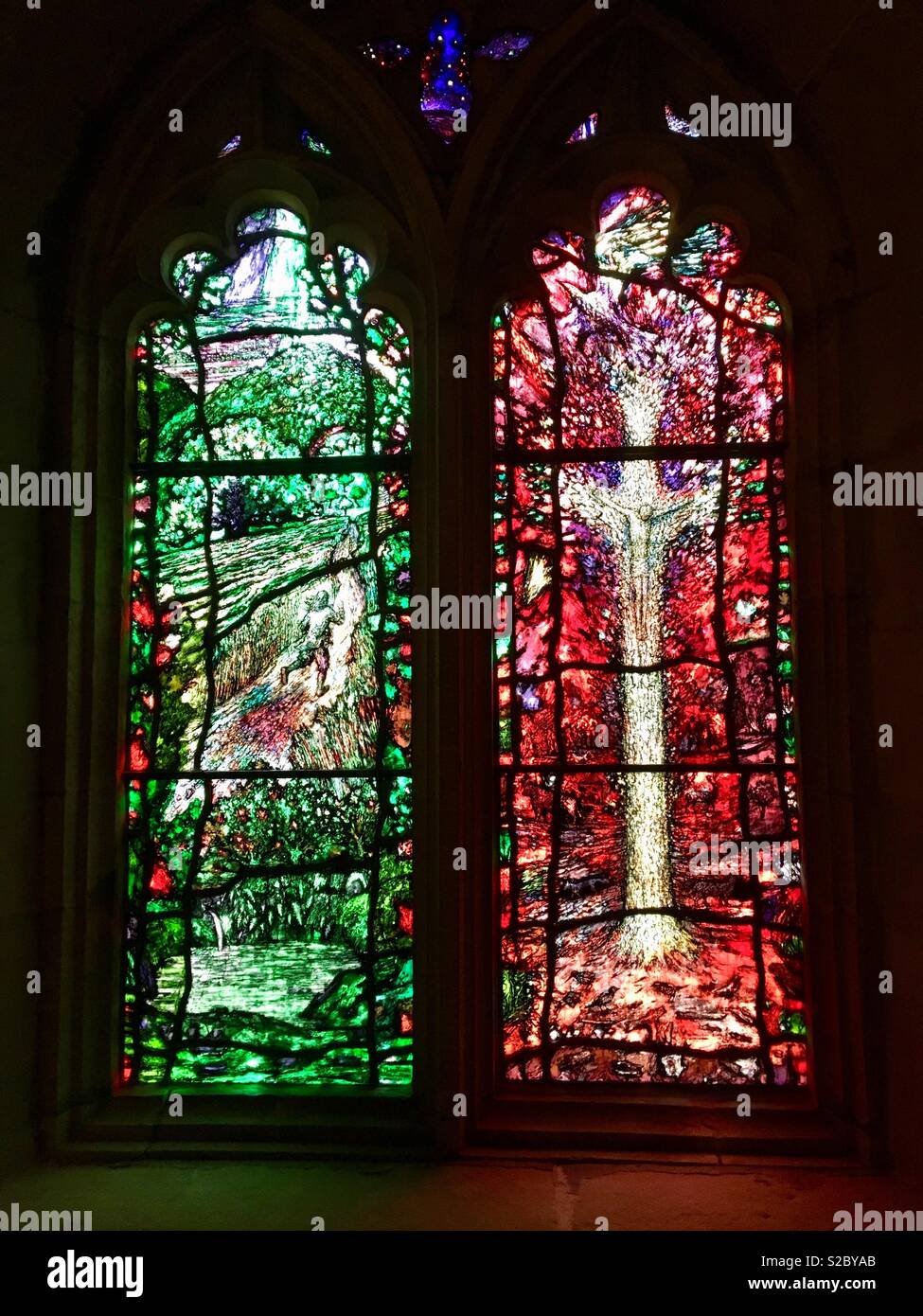 New stained glass at Hereford Cathedral Stock Photo