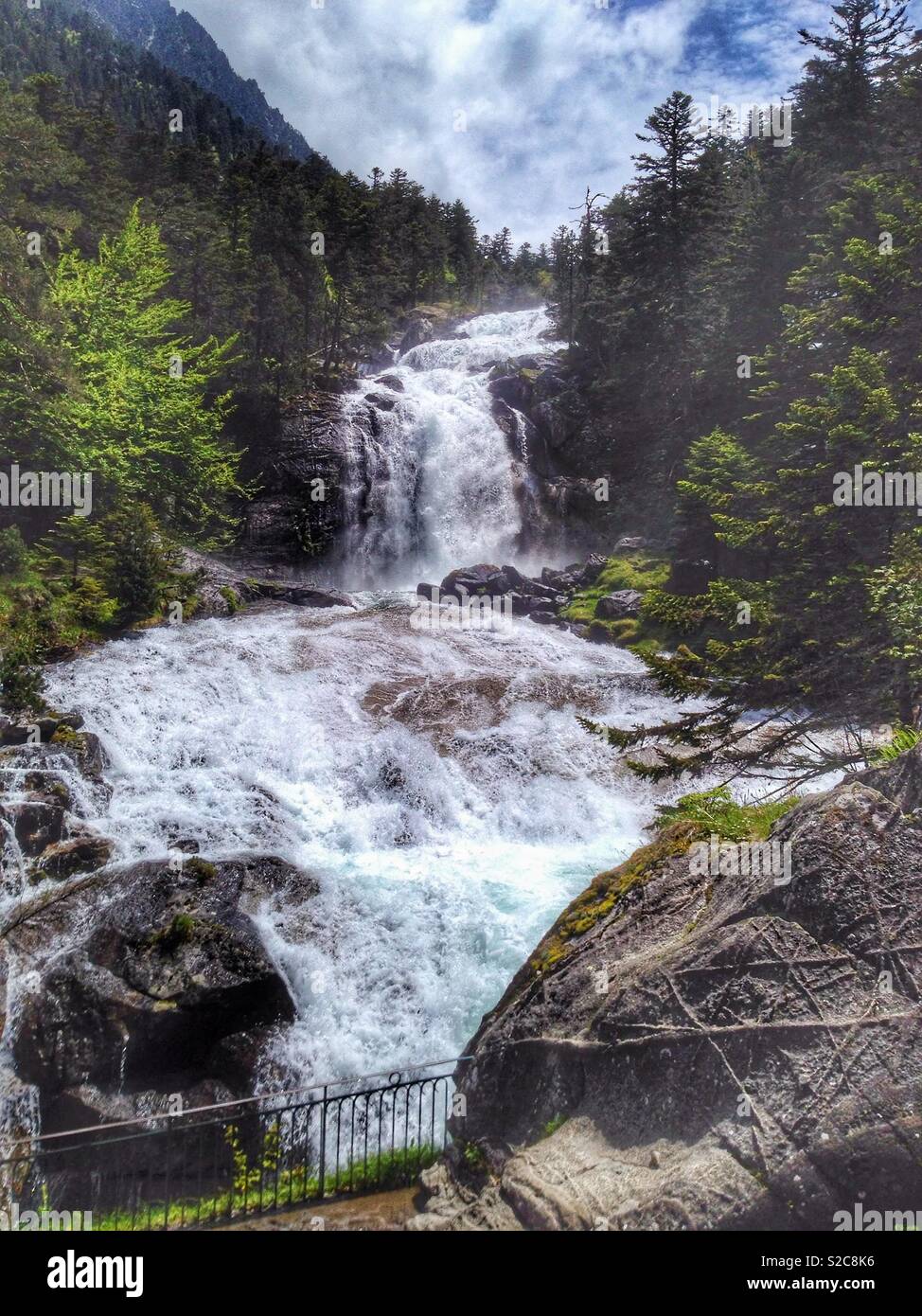 Pont D Espagne Waterfall Cauterets Hautes Pyrenees Occitanie France Stock Photo Alamy