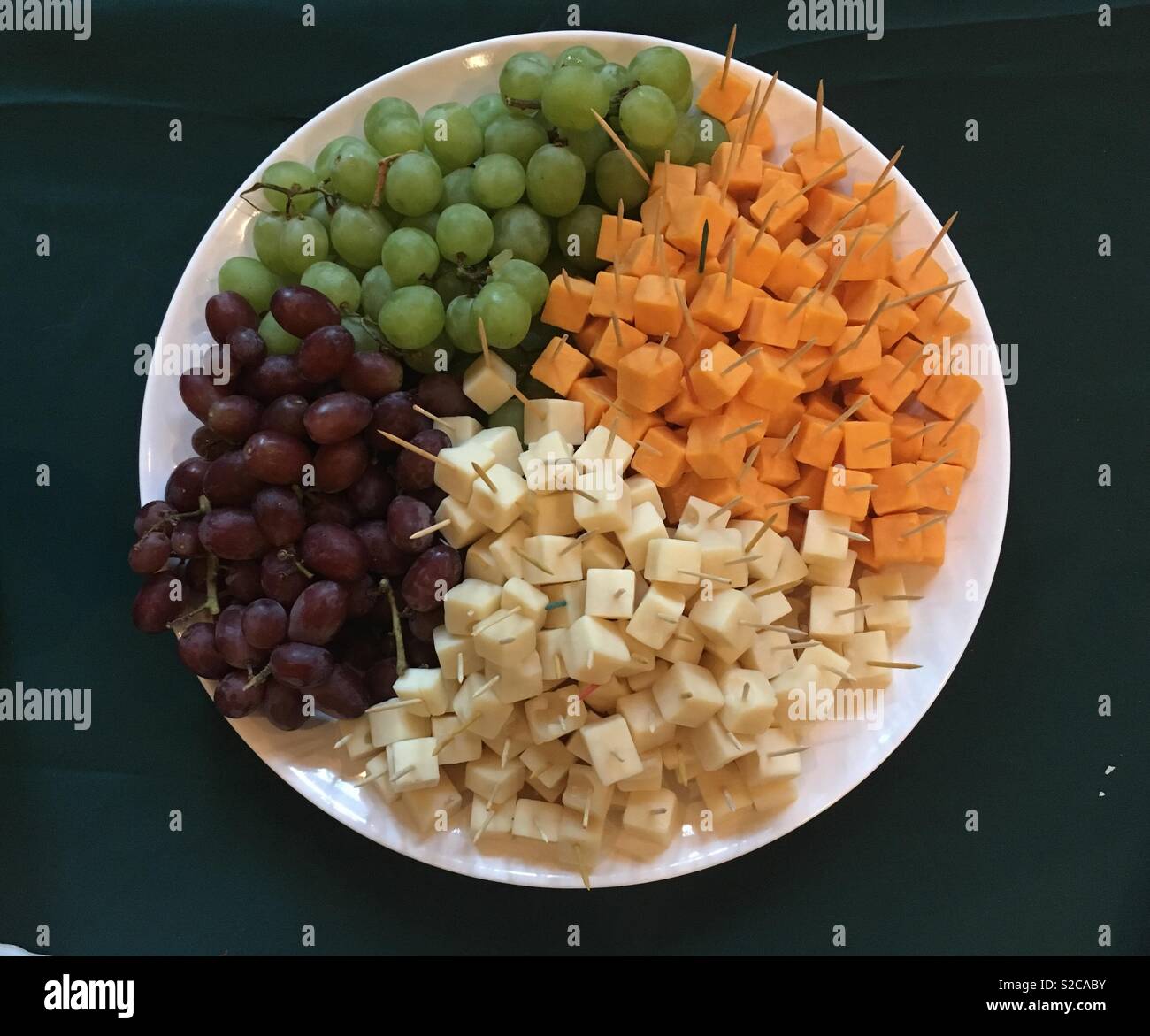 Grapes and snacks hires stock photography and images Alamy