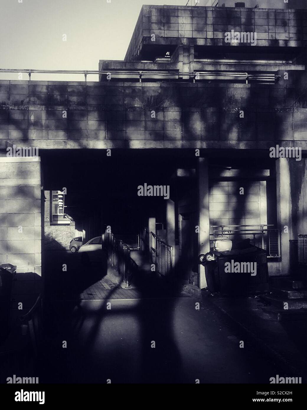 Looming shadow hi-res stock photography and images - Alamy