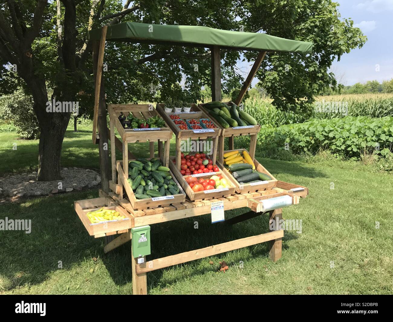 Roadside stand hires stock photography and images Alamy