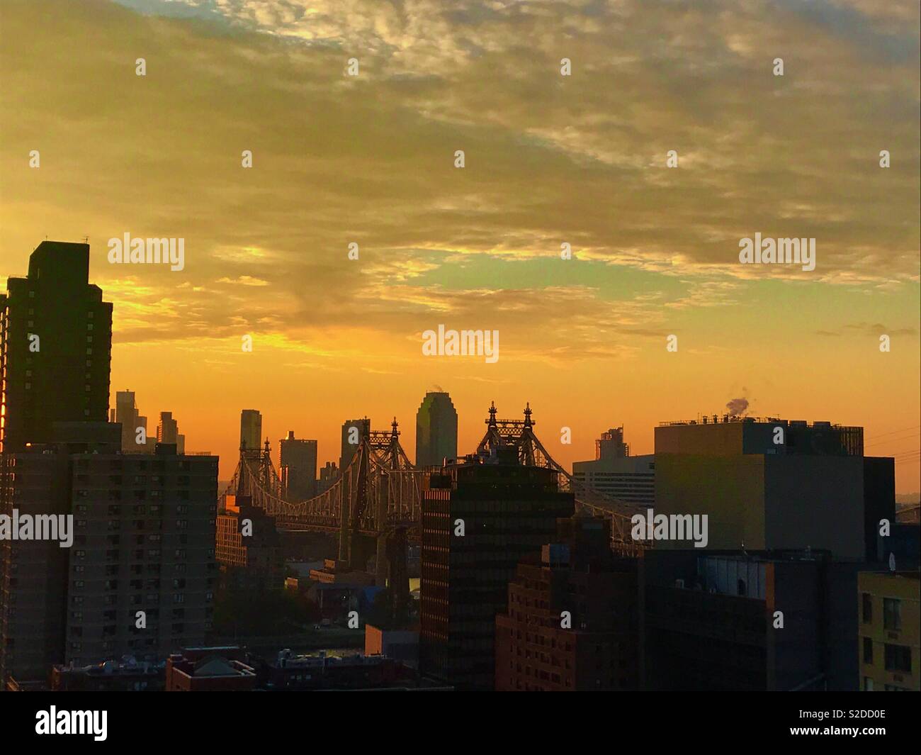 Morning in nyc hi-res stock photography and images - Page 5 - Alamy