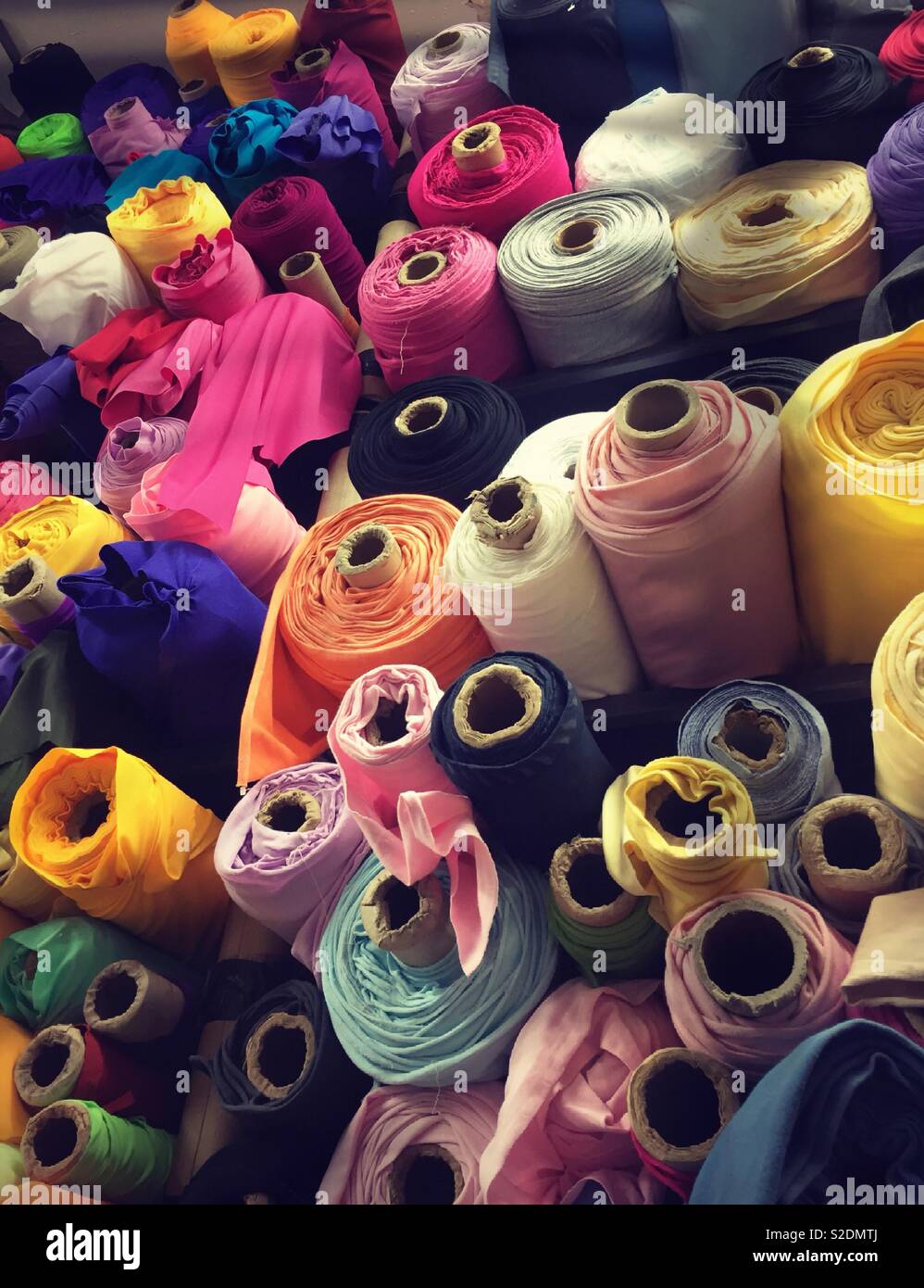 Bolts of fabric hires stock photography and images Alamy