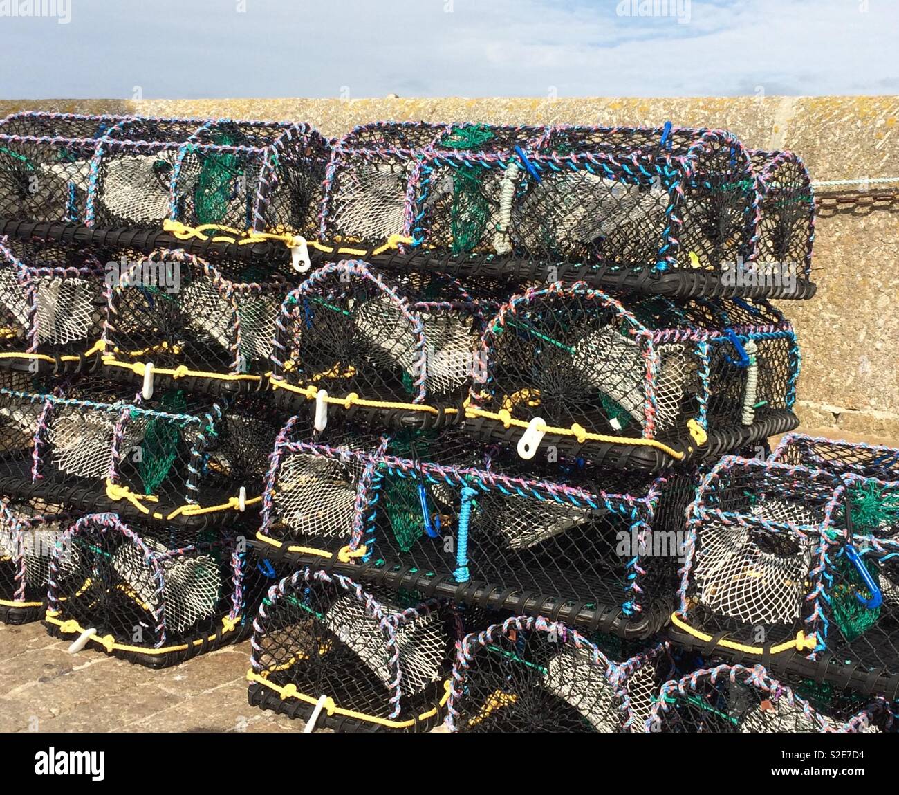 Crab nets hires stock photography and images Alamy