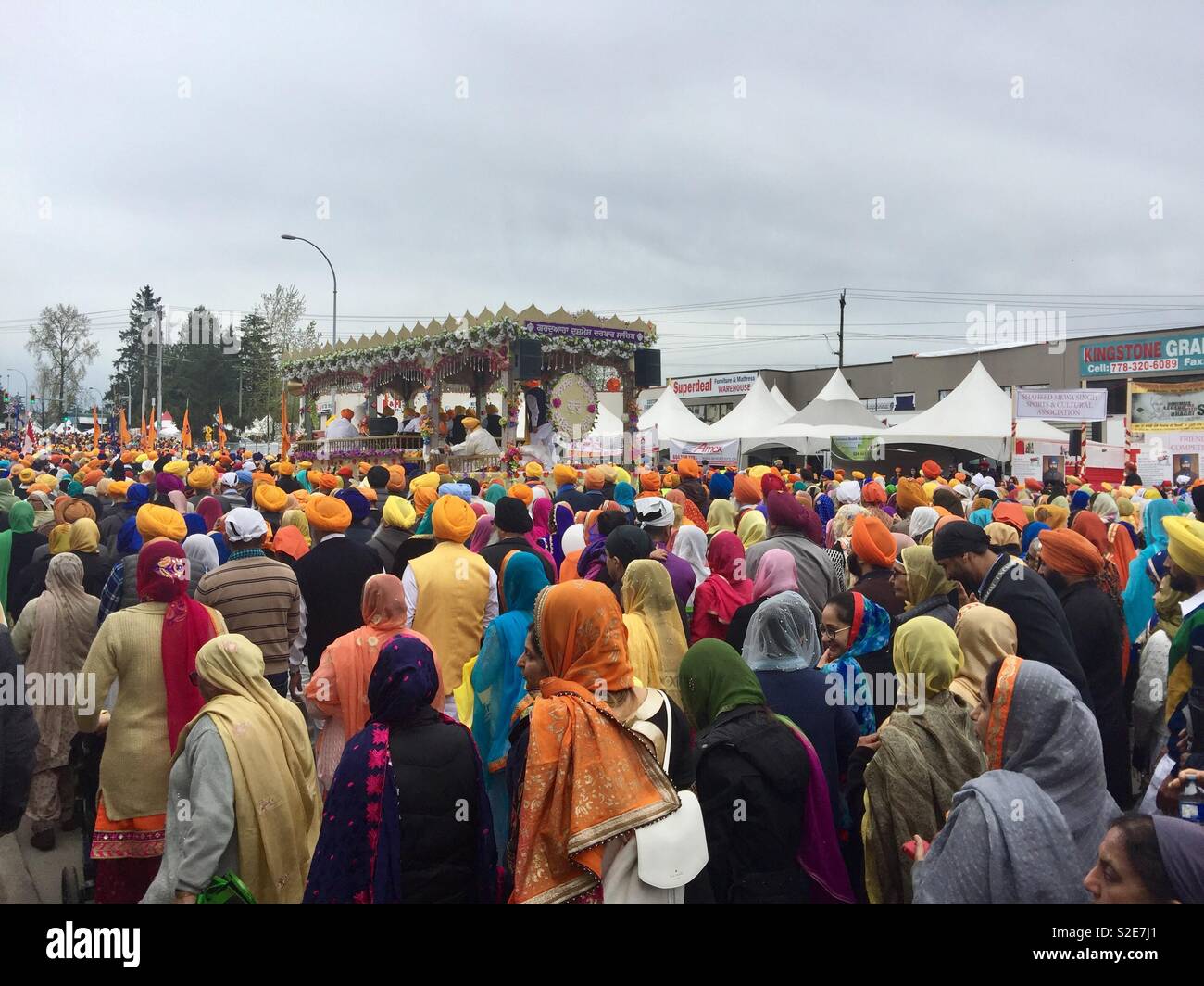 Nagar kirtan hires stock photography and images Alamy