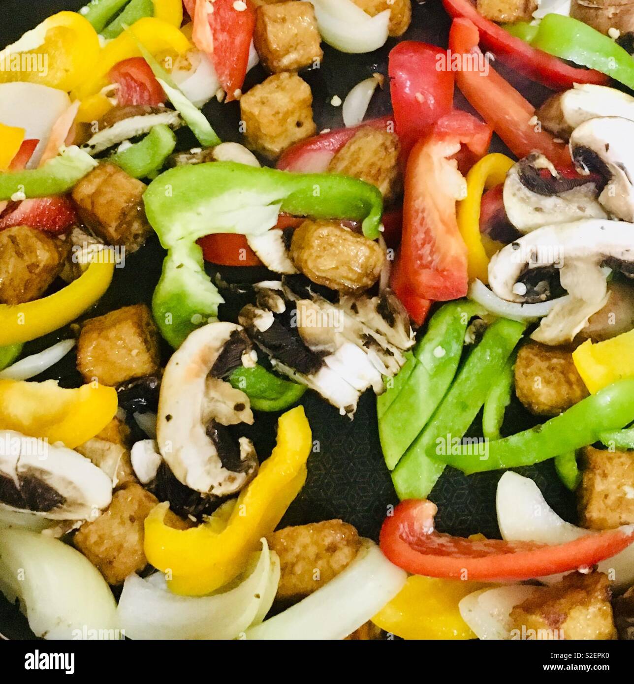 Vegetarian stir fry Stock Photo - Alamy