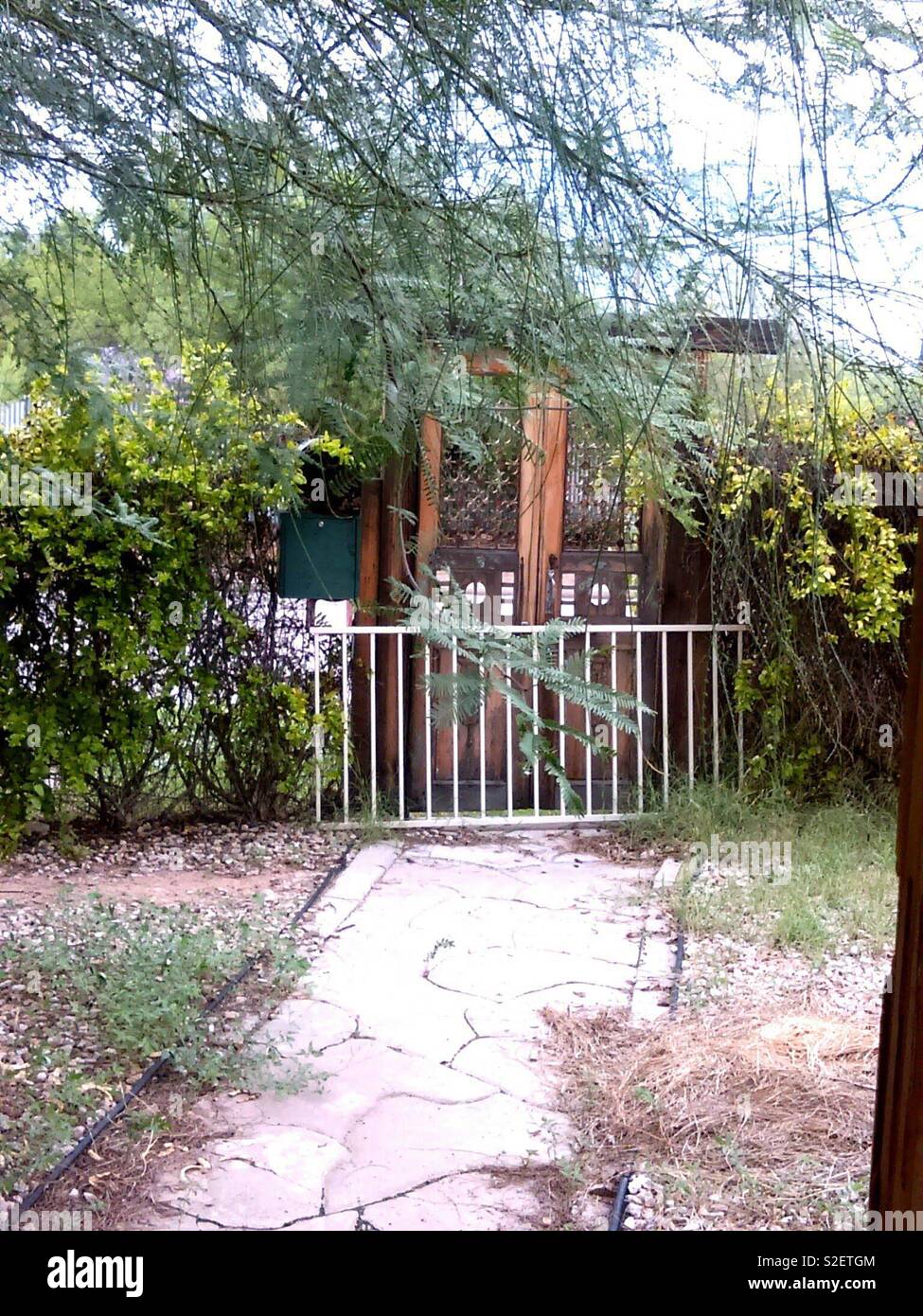 Secret gate hi-res stock photography and images - Alamy