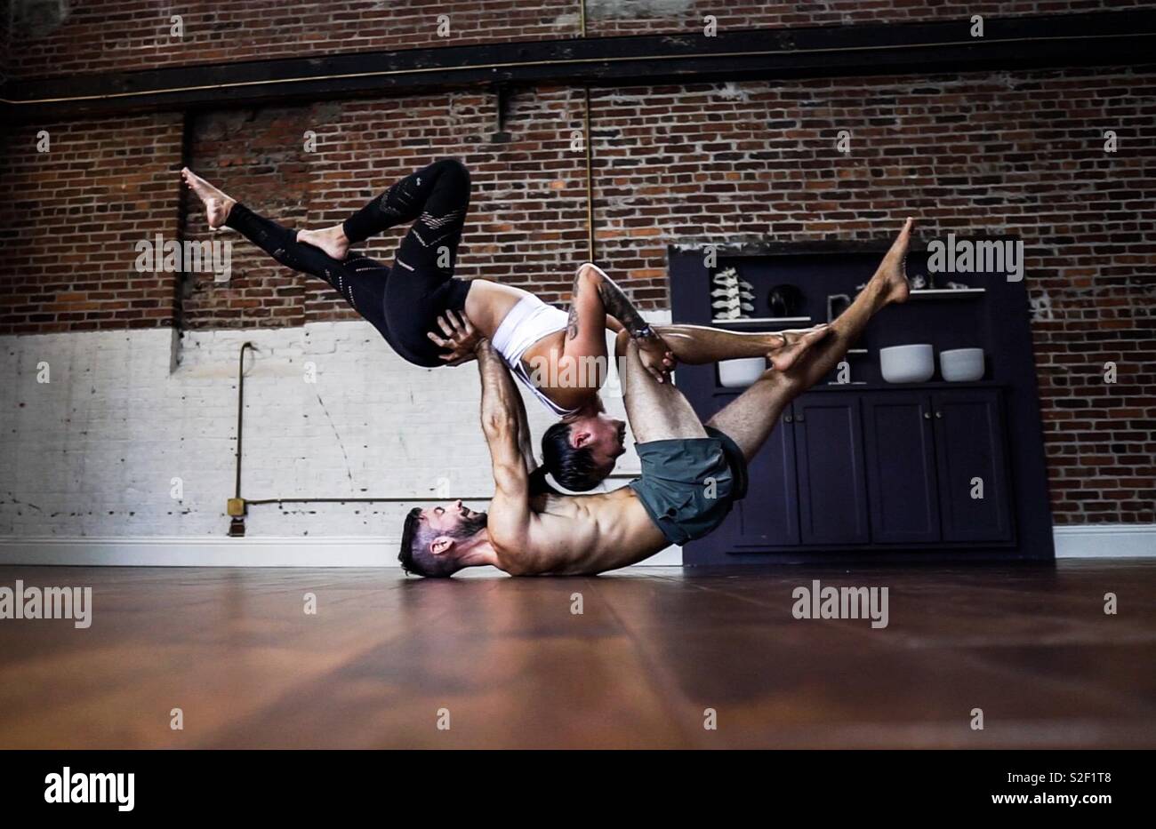 Counter balance hires stock photography and images Alamy