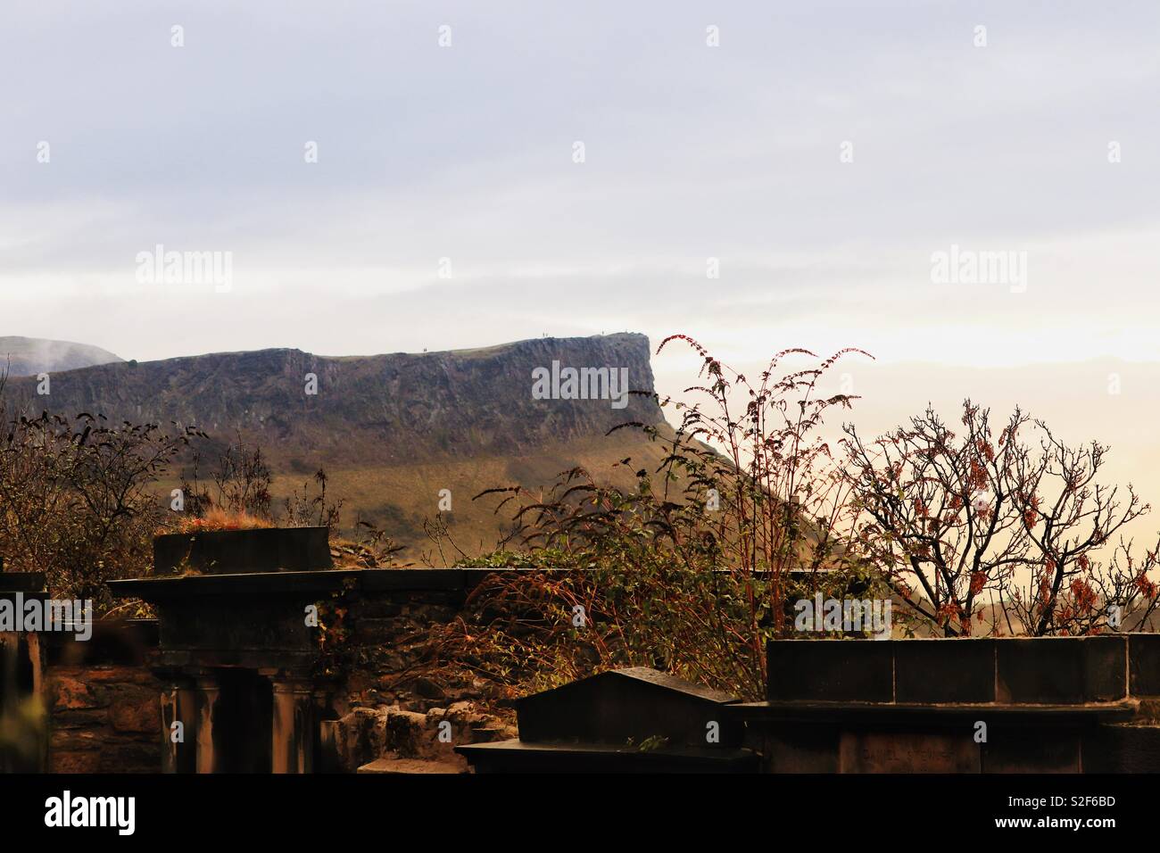 Abstract winter view of the ‘Crags’ in Edinburgh Stock Photo
