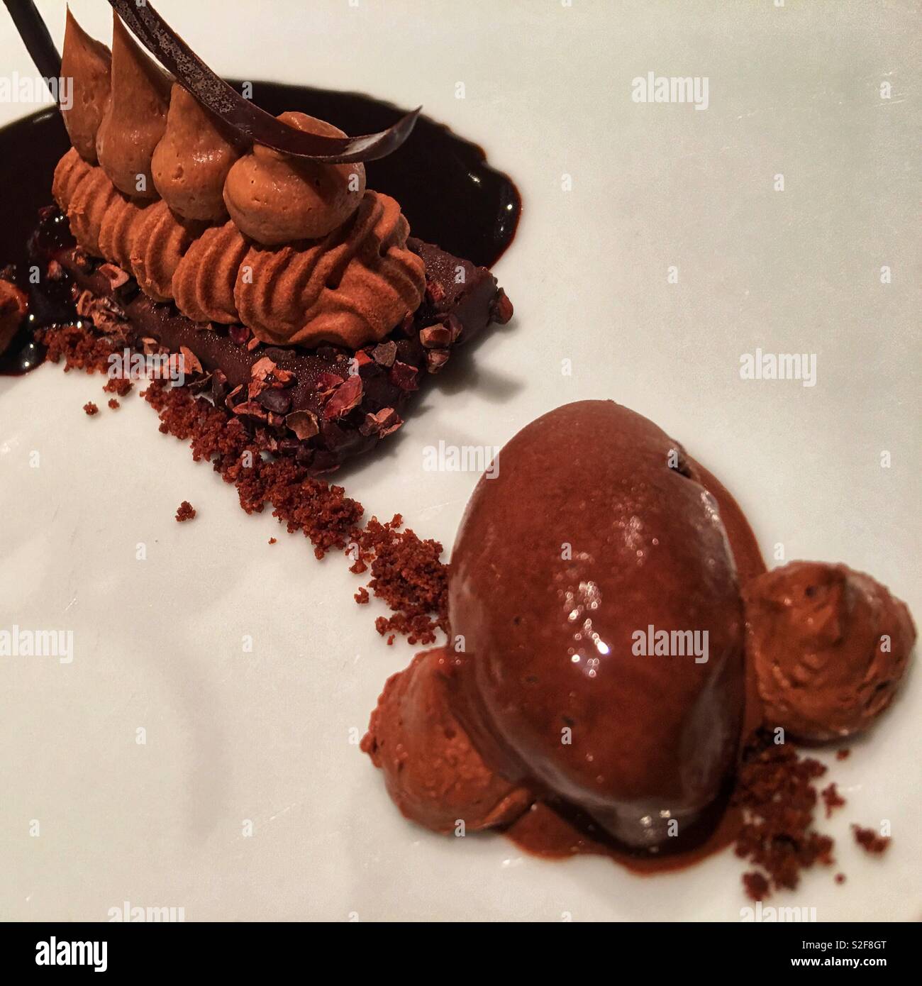 Chocolate dessert made out of pure cocoa Stock Photo Alamy