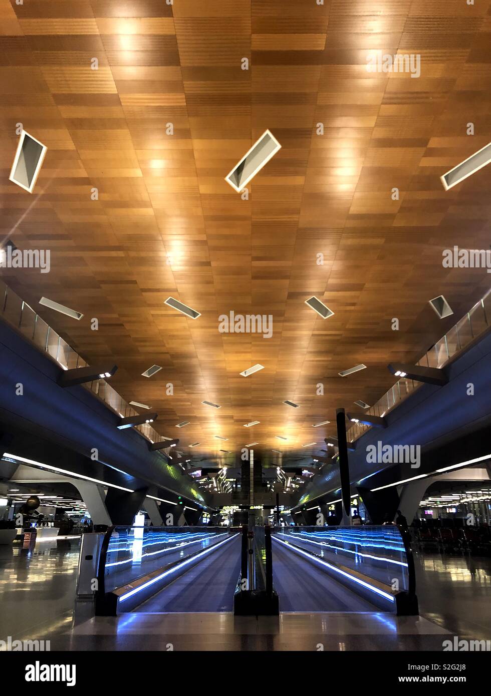 Qatar airport interior inside hires stock photography and images Alamy