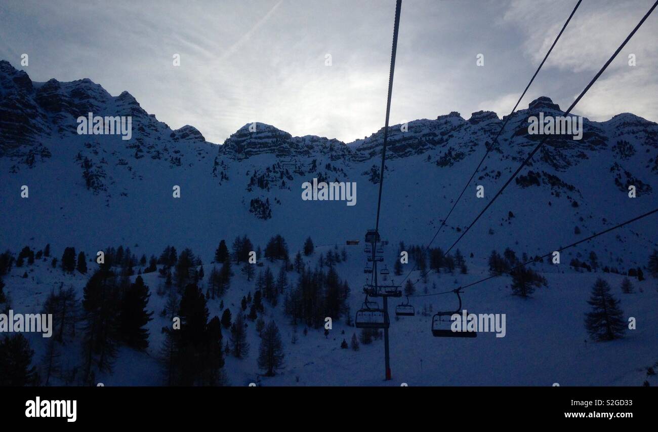 Vars hi-res stock photography and 