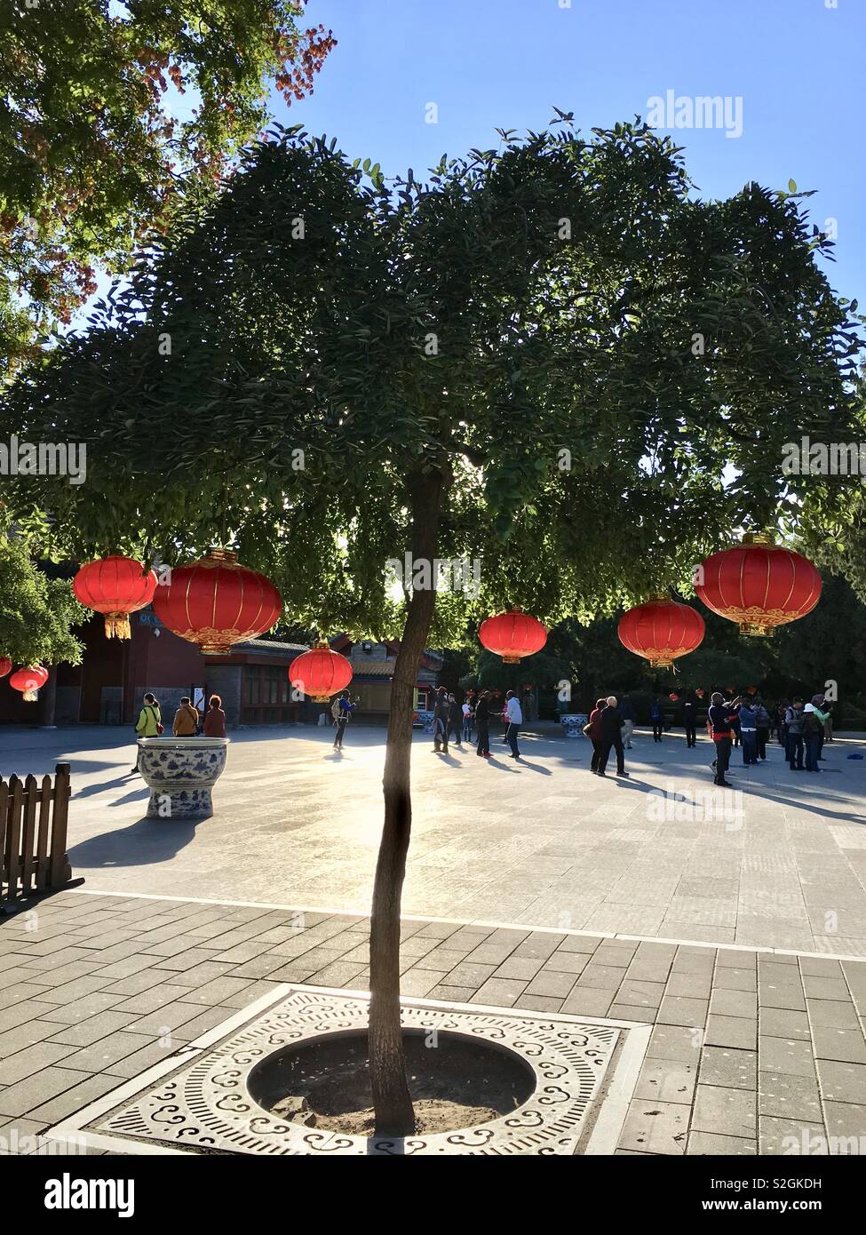 China chinese lanterns hires stock photography and images Alamy