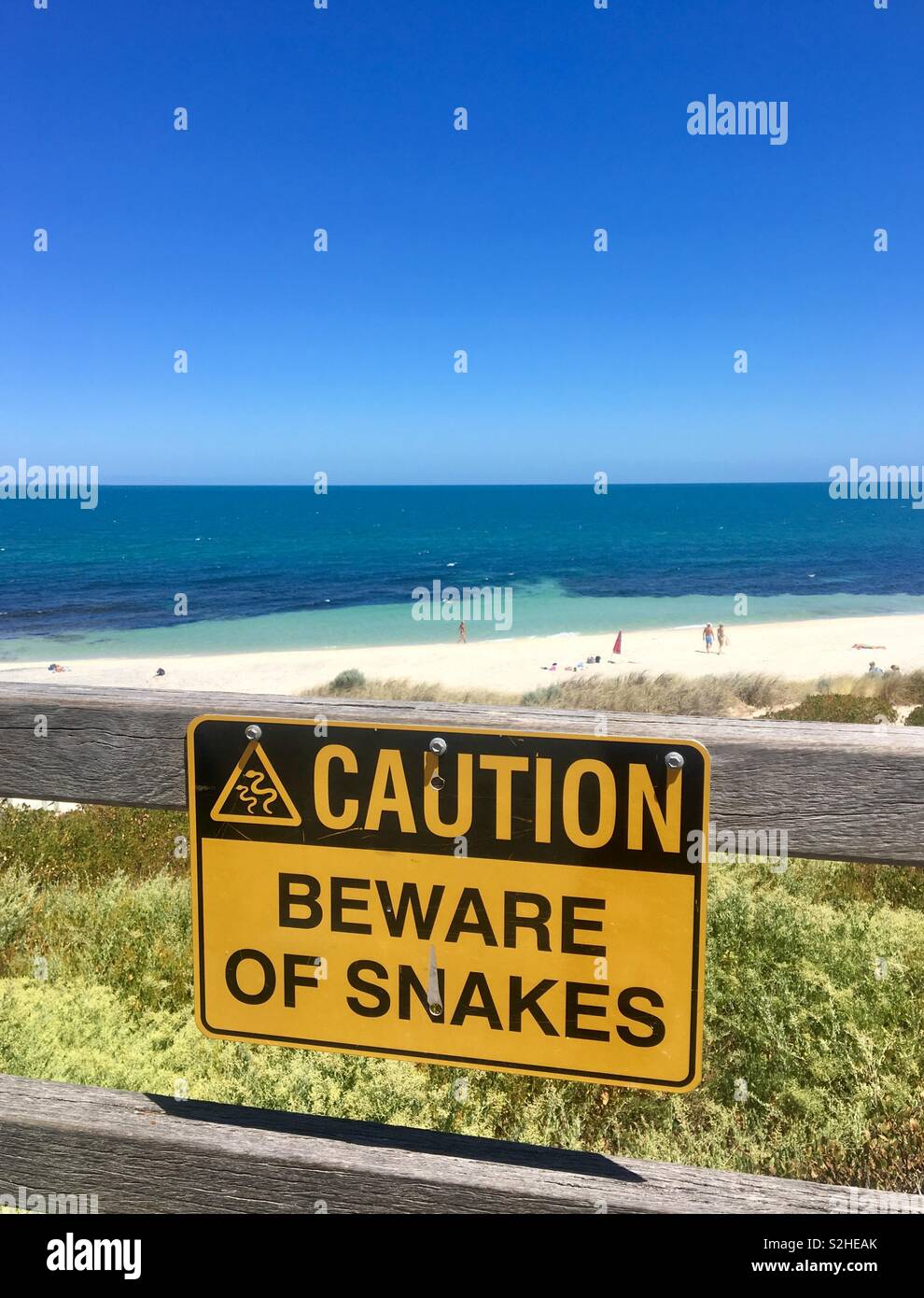 Beware of snakes sign hires stock photography and images Alamy