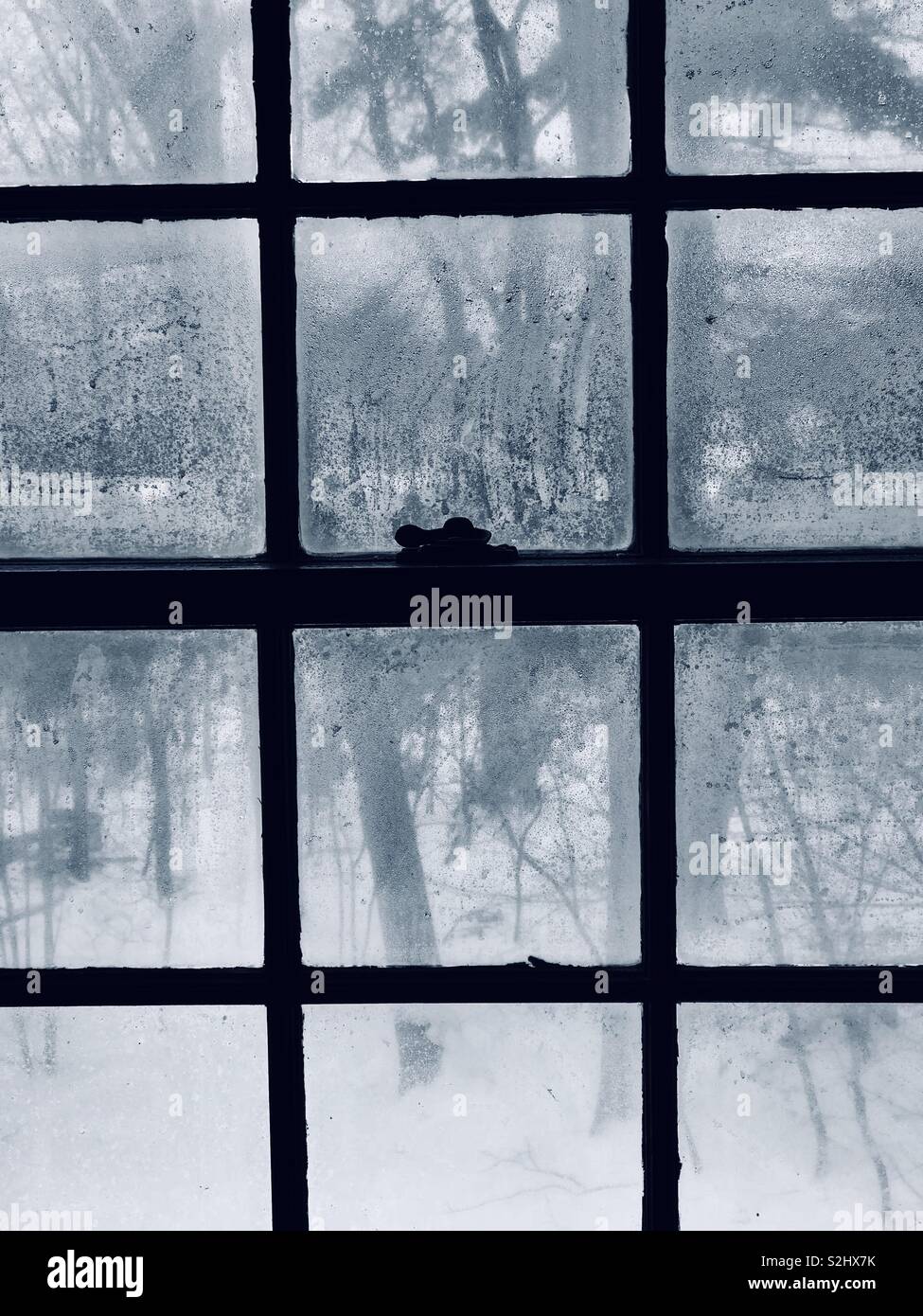 Foggy window hires stock photography and images Alamy