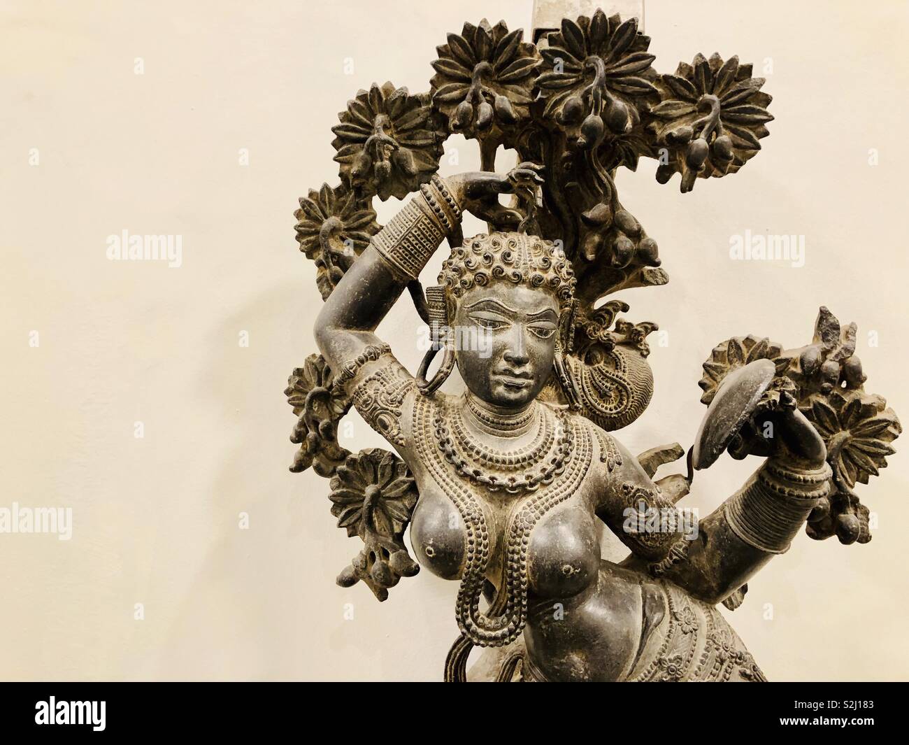 Antique hindu hi-res stock photography and images - Alamy
