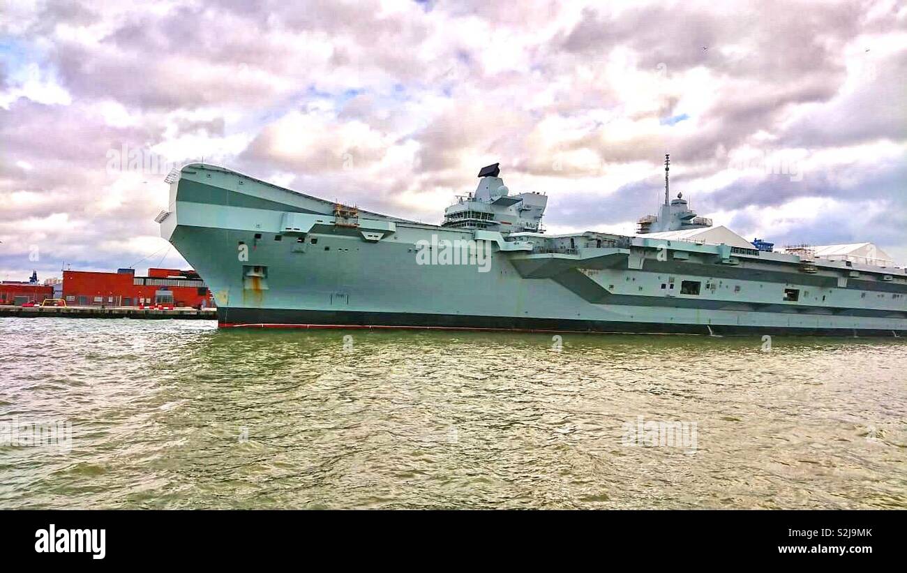 Queen Elizabeth aircraft carrier Stock Photo