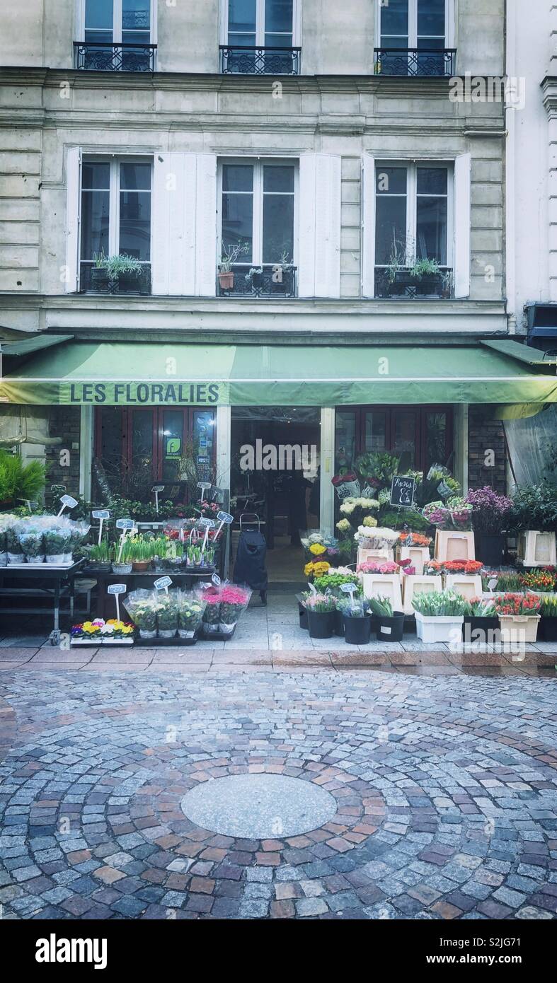French flower shop hires stock photography and images Alamy