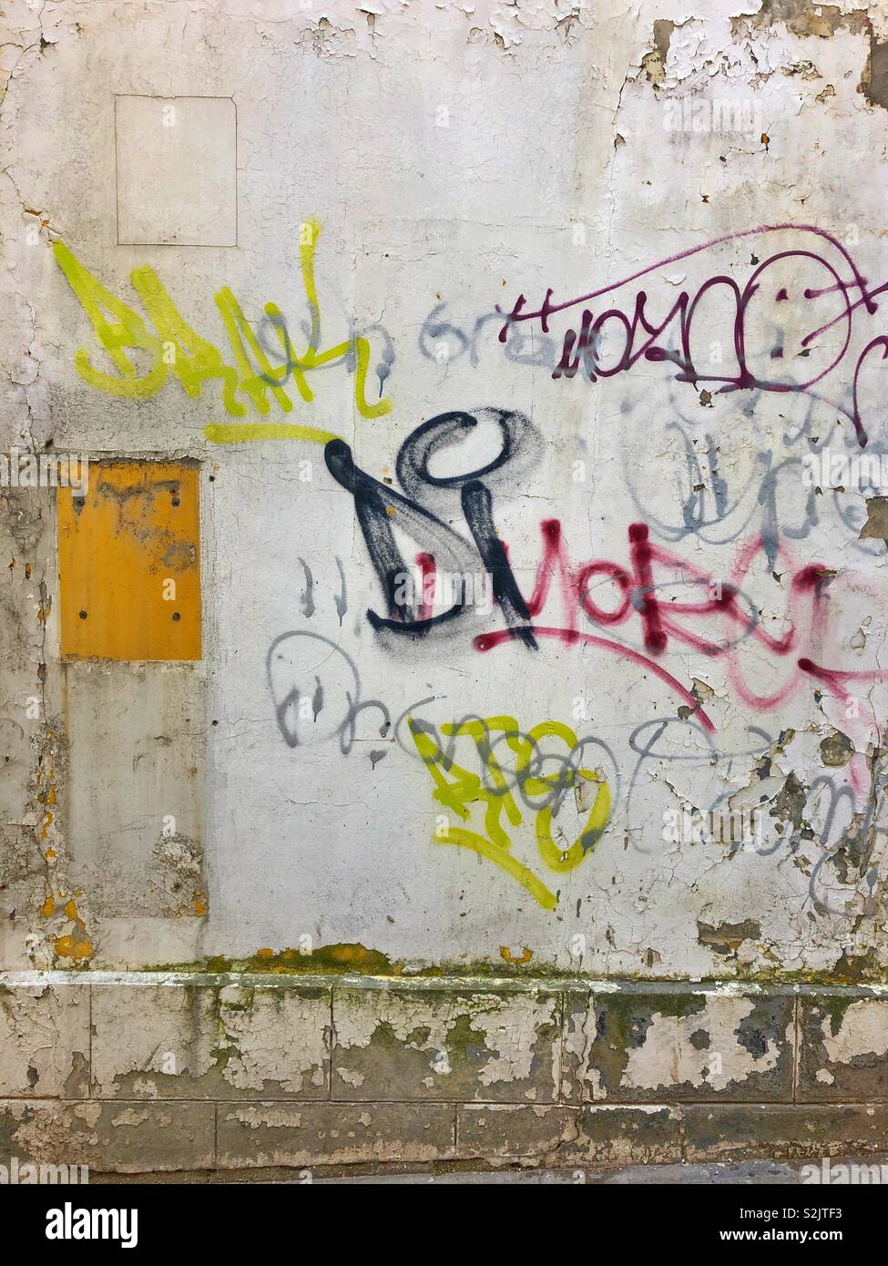 Graffiti on a wall in a french town Stock Photo Alamy