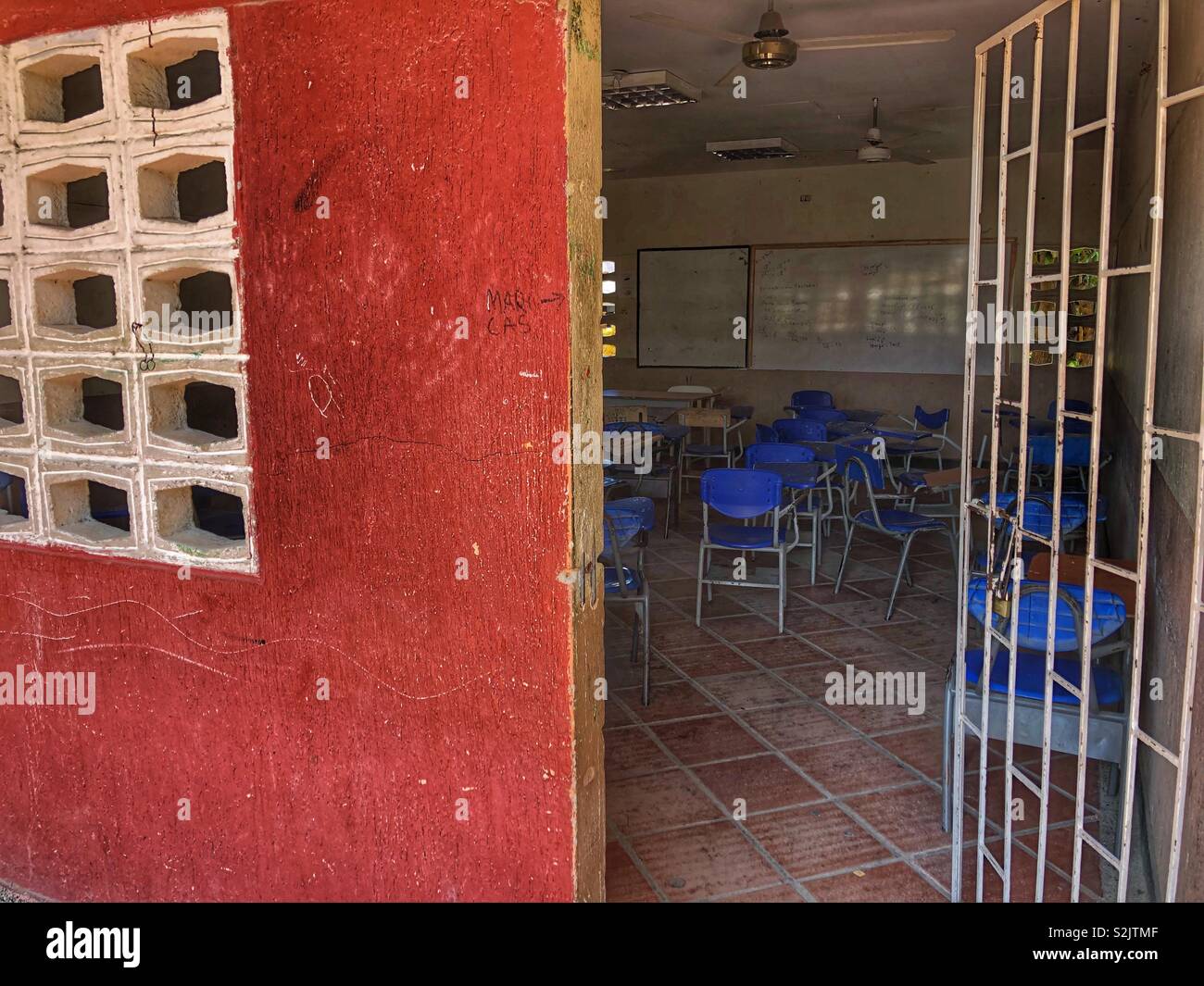 A glimpse into a classroom in a historical building in Santa Marta, Colombia. - Smartphone Captured Stock Image
