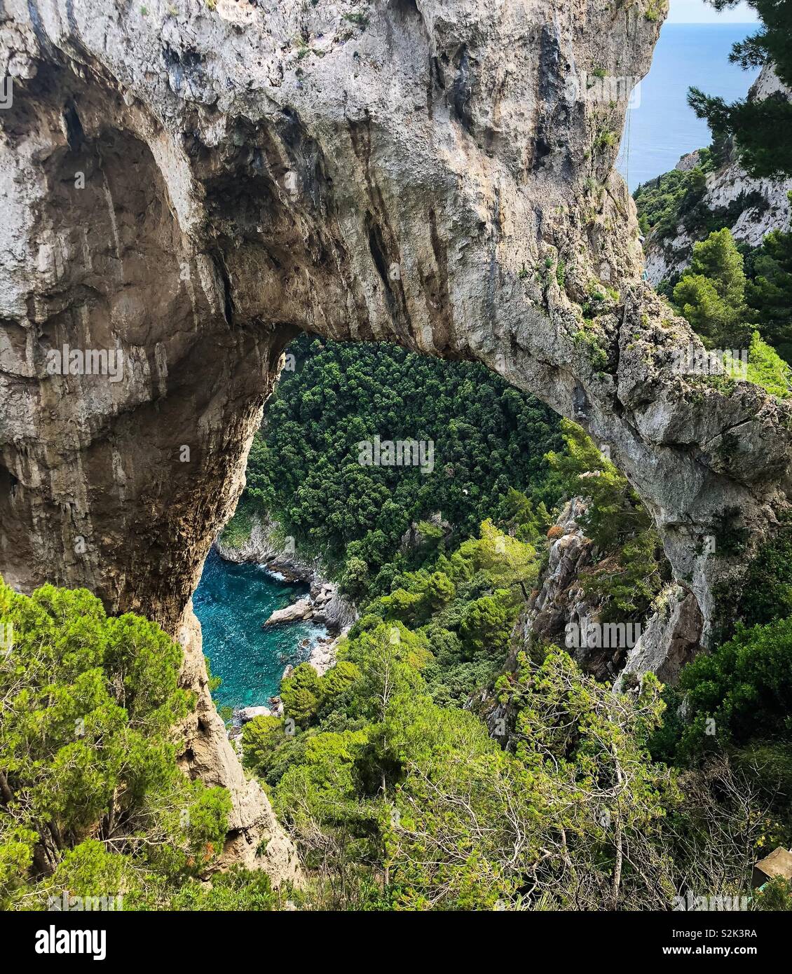 Arco Naturale, Natural Arch on Coast of Capri Island, Italy Stock Photo -  Image of azure, italy: 143894550