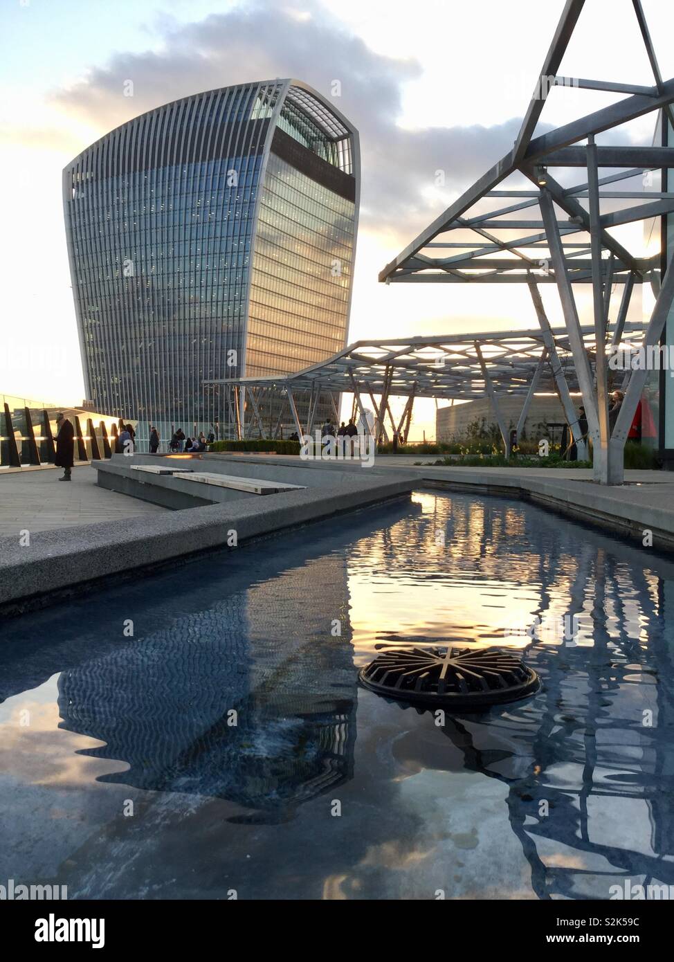 Sky garden sunset view hi-res stock photography and images - Alamy