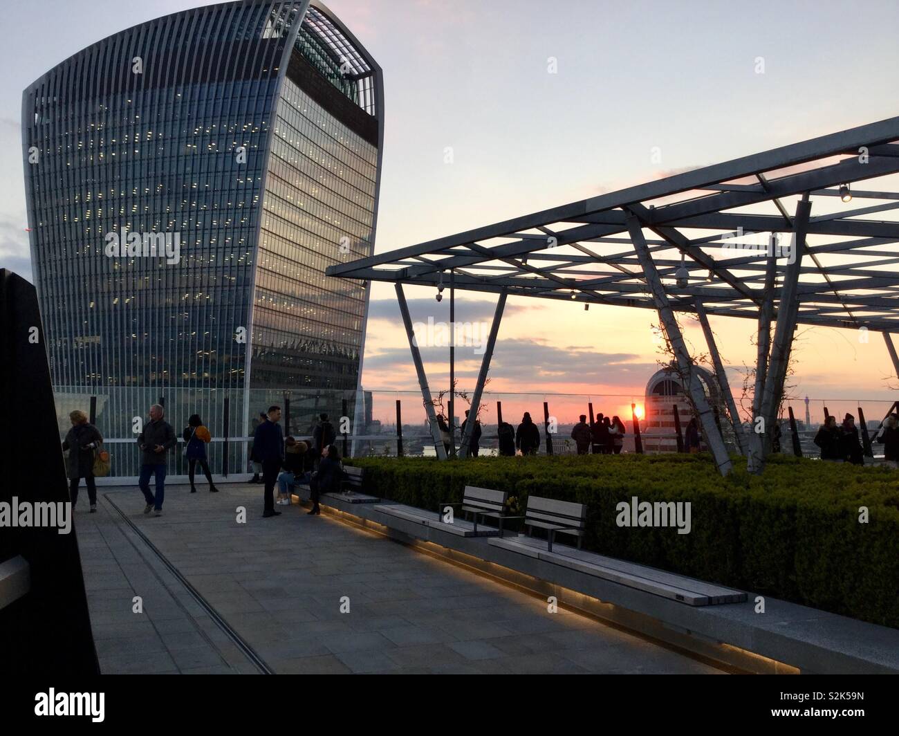 Sky garden sunset view hi-res stock photography and images - Alamy