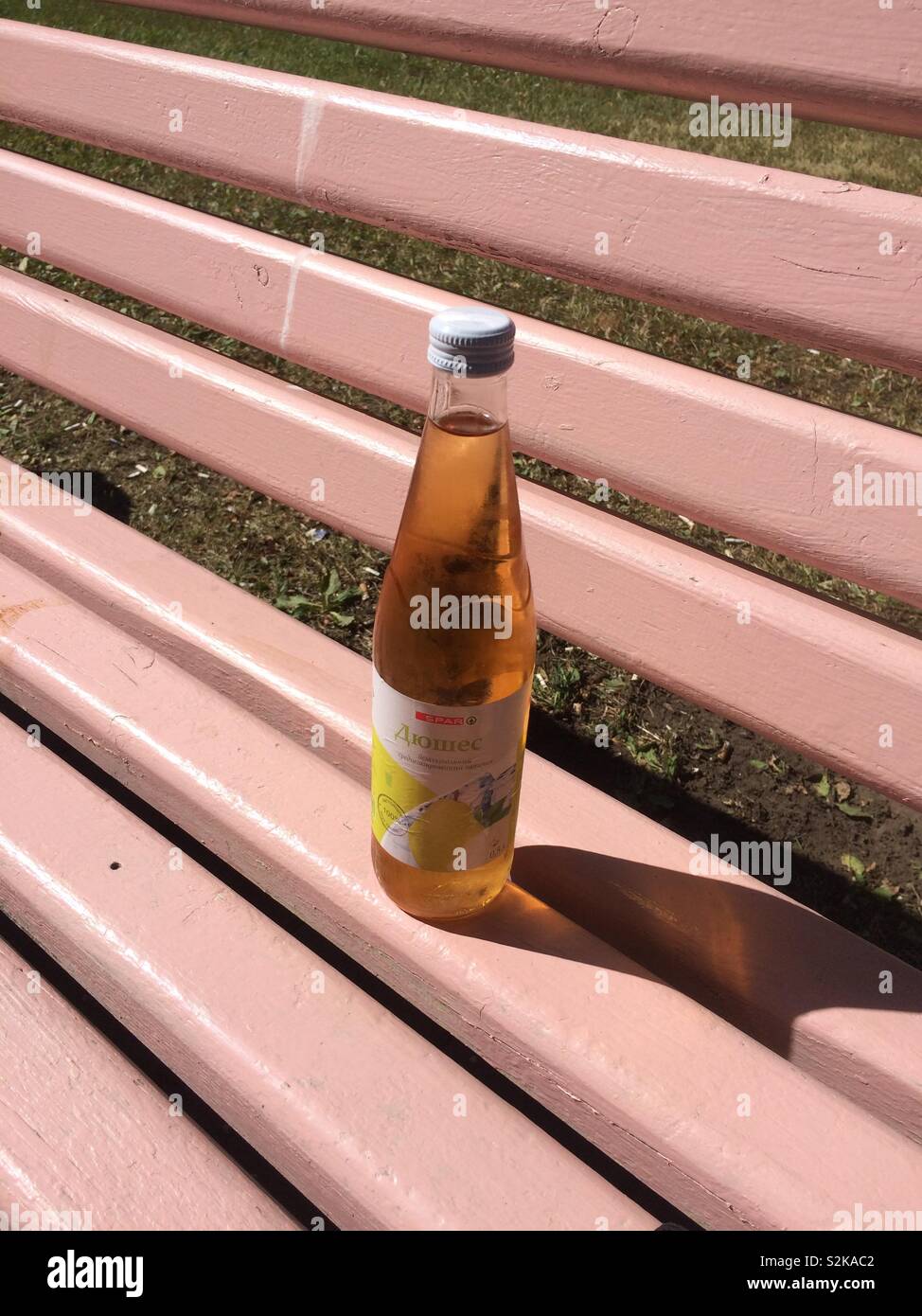 A fizzy drink hi-res stock photography and images - Alamy