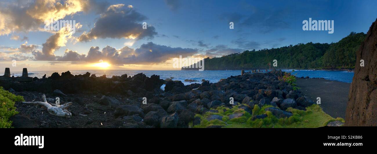 Laupahoehoe coastline at sunrise in Hamakua district of the Big island of Hawaii Stock Photo