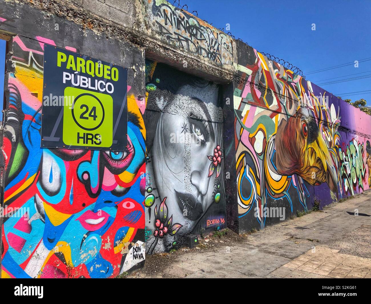 JON ONGKIEHONG 「 PLACE DE COSTA RICA」アート San José, Costa Rica Stock Photo - Alamy