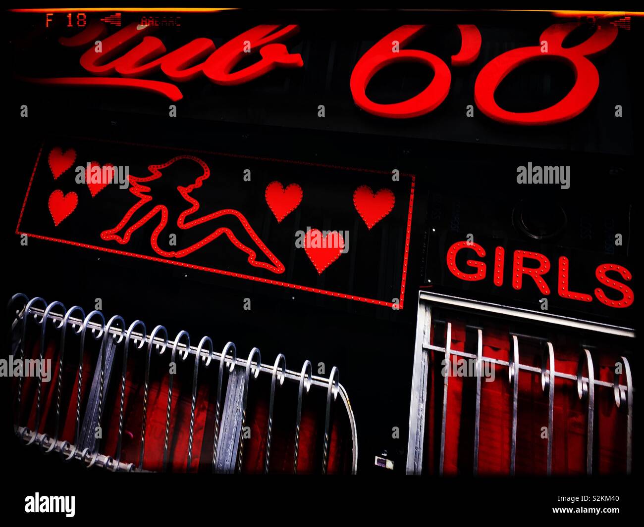 Pigalle paris hi-res stock photography and images - Alamy